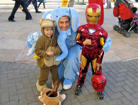 Monkey, Tante & Iron Man